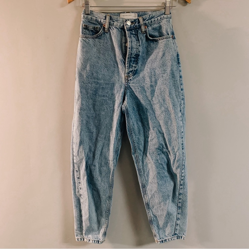 Topshop | 90s button-fly Mom jeans